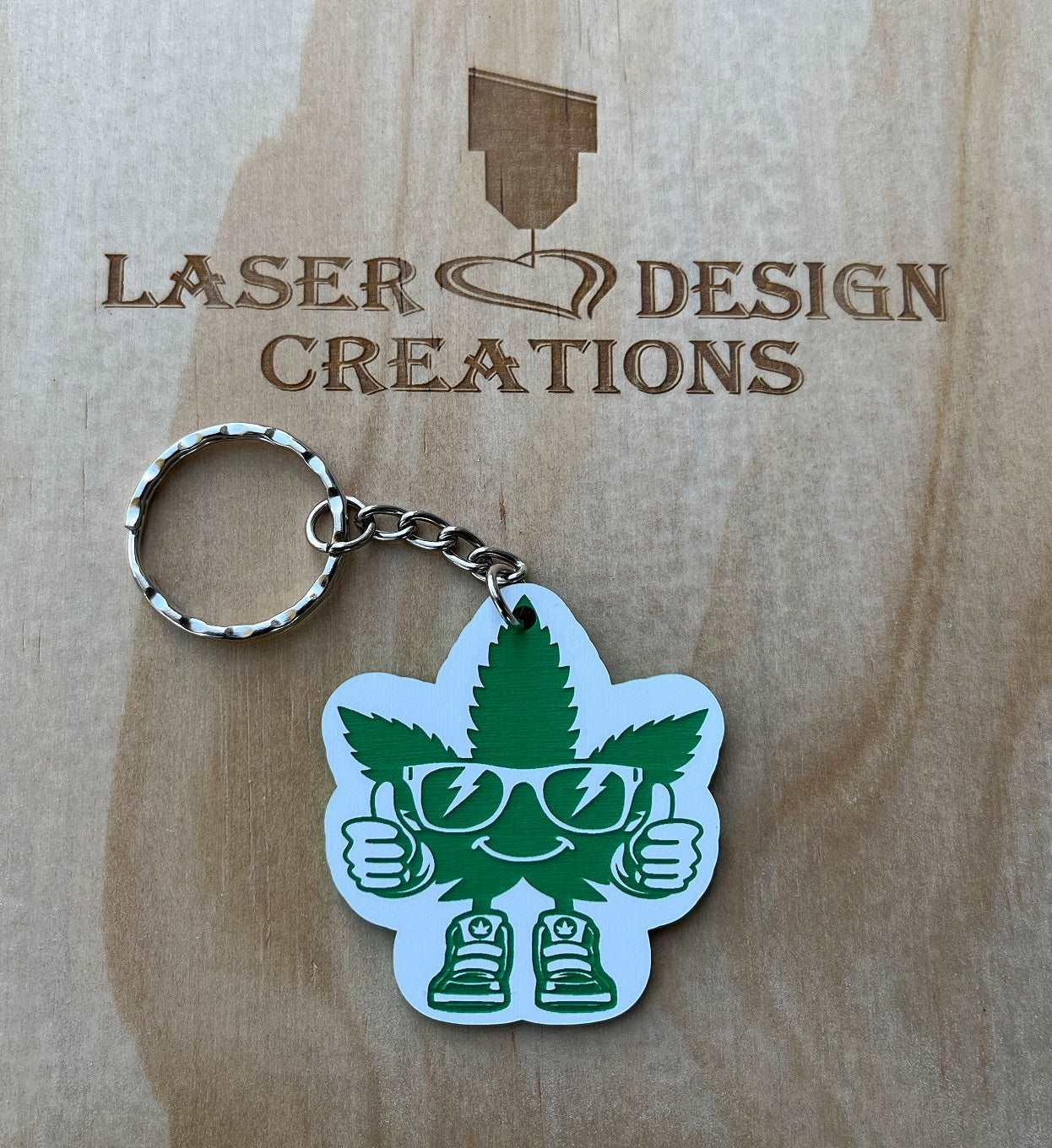 Weed Leaf 'Thumbs Up' Theme Keyring - Laser Design Creations