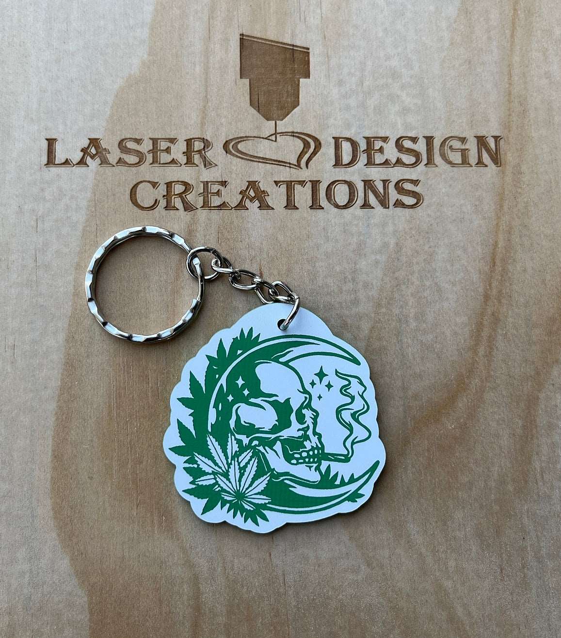 'Skull / Moon' Weed Theme Keyring - Laser Design Creations